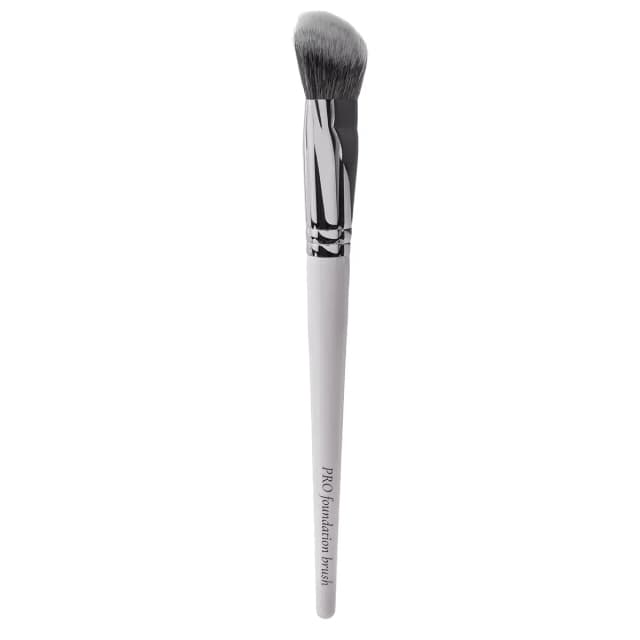 PRO Foundation Brush